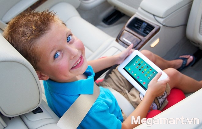 Top 10 đồ chơi thông minh ít tốn tiền của 'con nhà người ta' (P1) - Điện thoại di động giúp trẻ phát triển khả năng phản xạ nhanh nhẹn