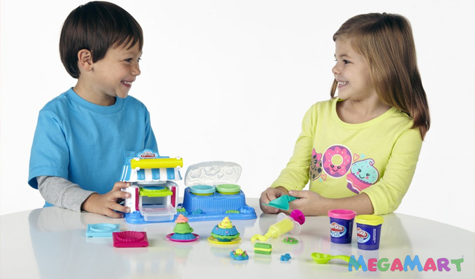 Đồ chơi đất nặn cũng là món đồ chơi trung thu hiện đại không thể bỏ qua