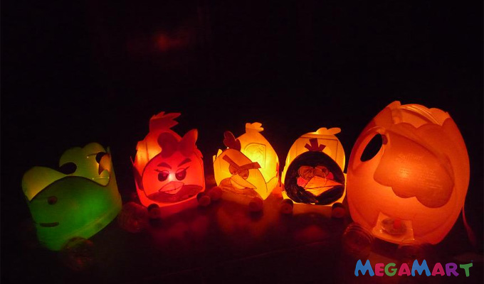 Bố mẹ có thể tự làm lồng đèn trung thu cho bé