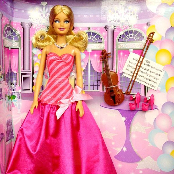 Barbie Nghệ sĩ Violin người bạn thân thiết của bé