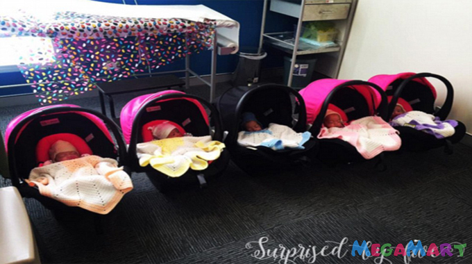 Bộ ảnh người mẹ sinh 5 thú vị tại Australia - Công cuộc chăm sóc 5 em bé sinh 5 của vợ chồng Kim khá nhiều vất vả