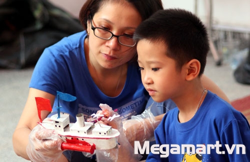 Lựa chọn đồ chơi phù hợp với lứa tuổi của bé