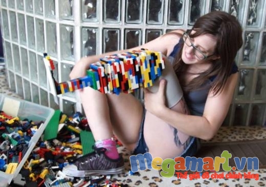 Thậm chí Lego còn có thể làm chân giả