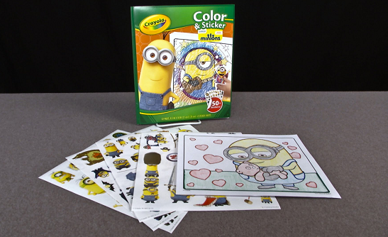 Crayola Bộ giấy tô màu và hình dán Minions độc đáo và dễ thương cho bé