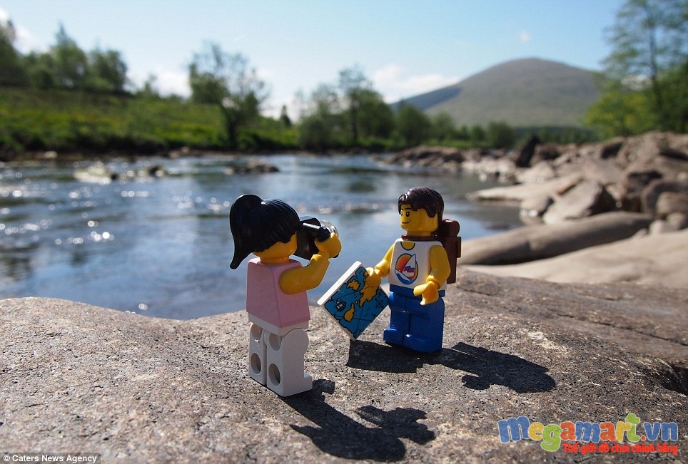 Lego chụp tại đất nước của tác giả, Scotland
