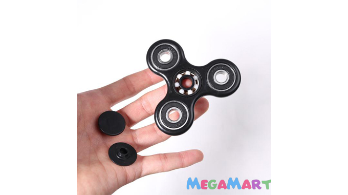 Đồ chơi mới Hand Spinner hay con quay Fidget Spinner là gì? - Con quay Hand Spinner hay Fidget Spinner nổi tiếng với cách chơi thư giãn