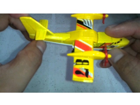 Hot Wheels Blaze Buster phát huy trí tưởng tượng của bé