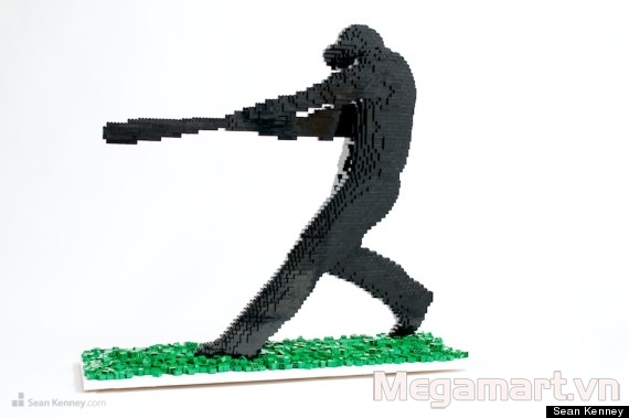 Mô hình nghệ thuật từ lego của Dean Kenney trong triển lãm gần đây