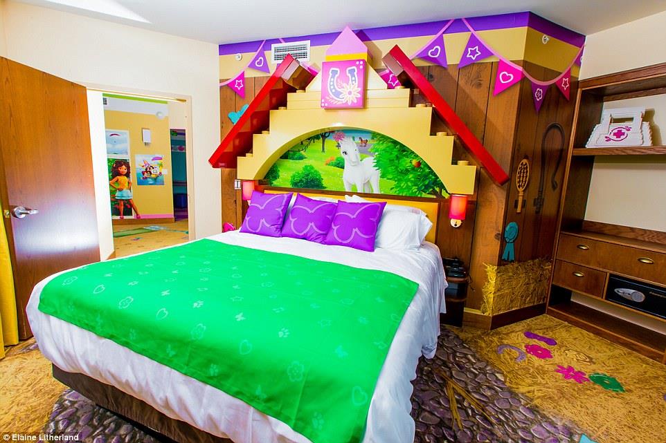 Tham quan khách sạn Lego cực thu hút giới trẻ tại Mỹ 10