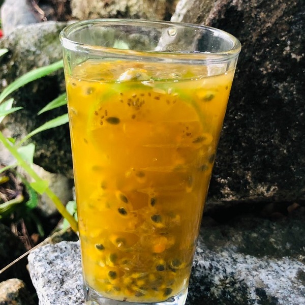 Thành phẩm nước chanh dây mật ong hạt chia