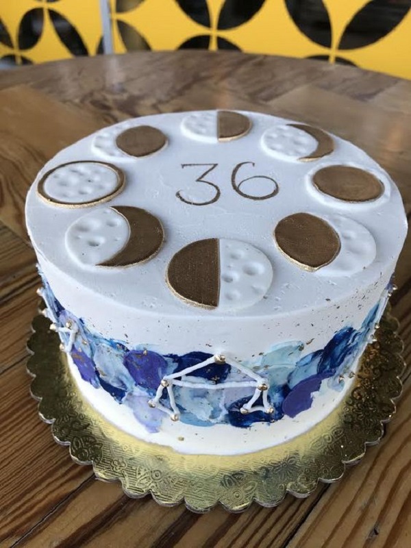 Bánh sinh nhật cho cung Thiên Bình