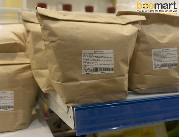 bánh trung thu làm từ bột gì