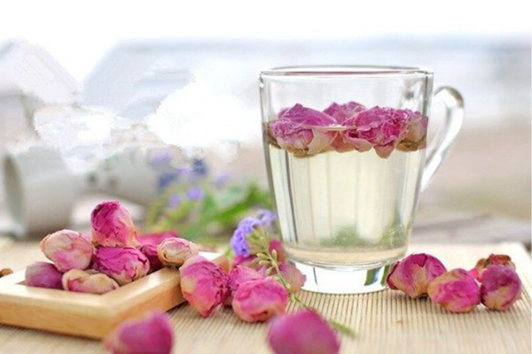 Cách làm trà hoa quả khô - Detox làn da cho phái đẹp