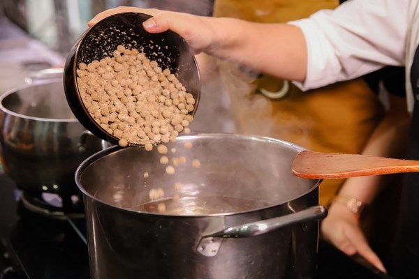 cach-lam-tran-chau-den