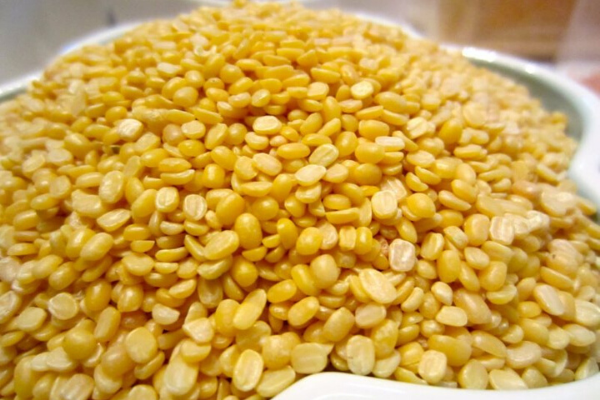 Nguyên liệu chuẩn bị làm chè đậu xanh bột khoai cốt dừa