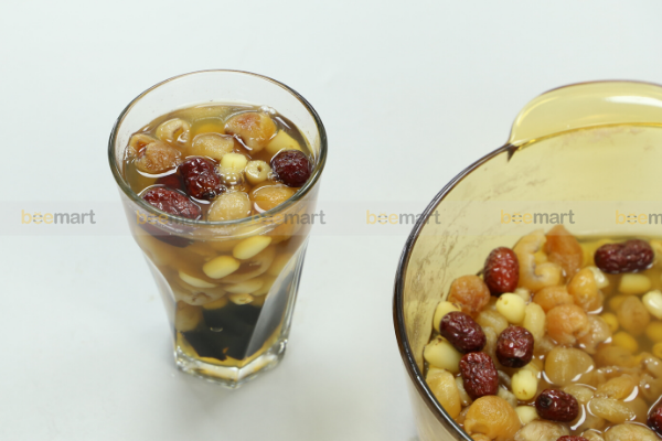 Chè hạt sen long nhãn: bí kíp nấu ngon chuẩn vị