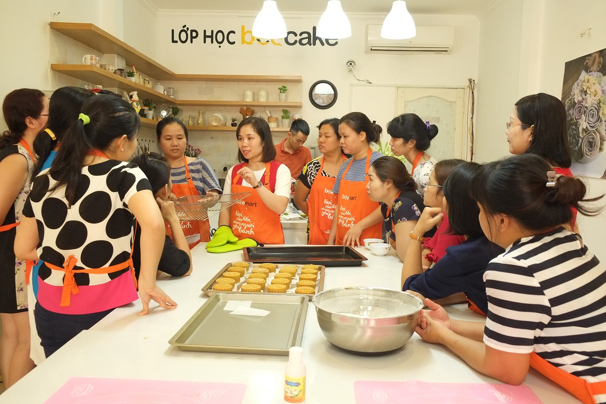 Học làm bánh Trung Thu chuyên nghiệp cùng Baker Chu Thanh Thơ 11