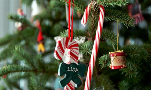 Kẹo gậy đường trang trí giáng sinh thêm đẹp mắt