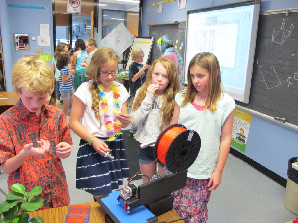 may-in-3d-trong-lop-hoc