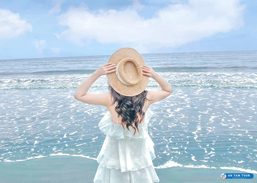 Bãi biển Hải Tiến