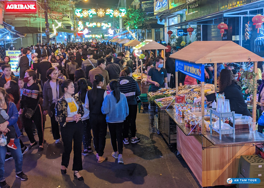 Chợ đêm Kỳ Lừa