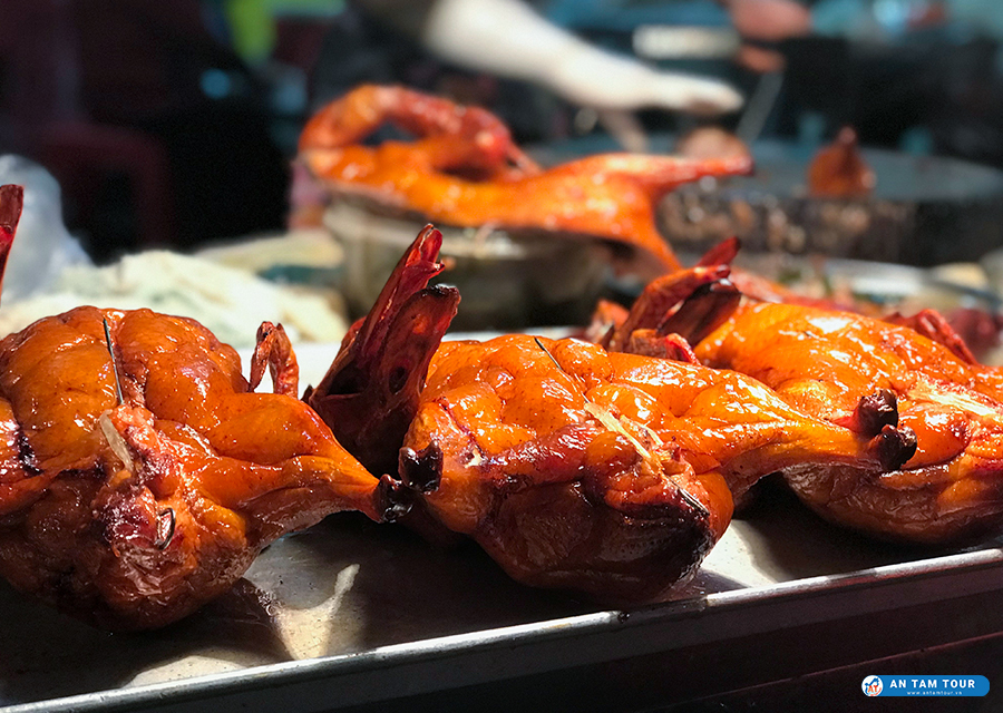 Chợ đêm Kỳ Lừa