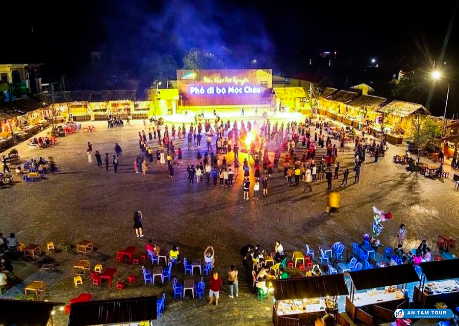 Chợ đêm Mộc Châu