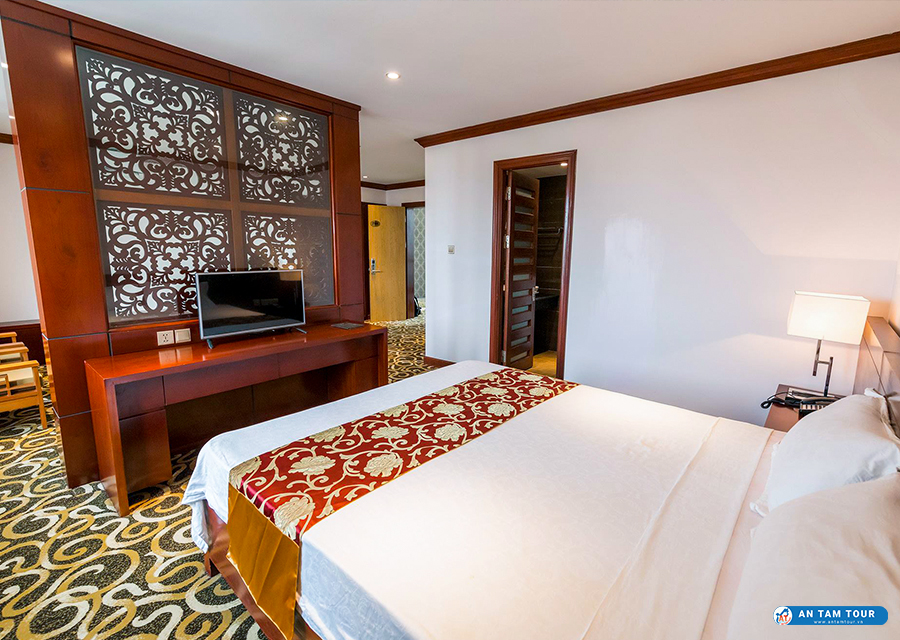 Khách sạn Hoàng Trung Cô Tô