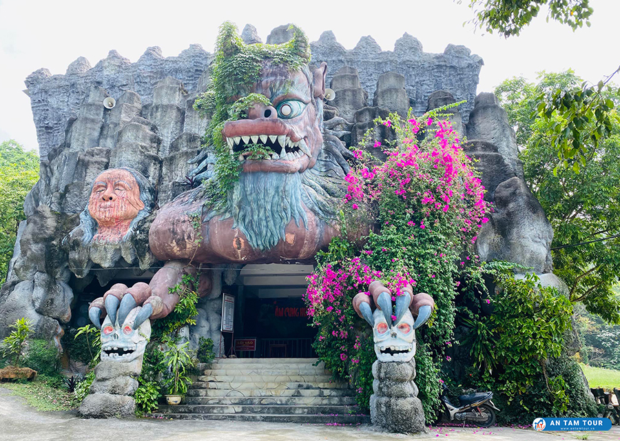 Khoang Xanh Suối Tiên