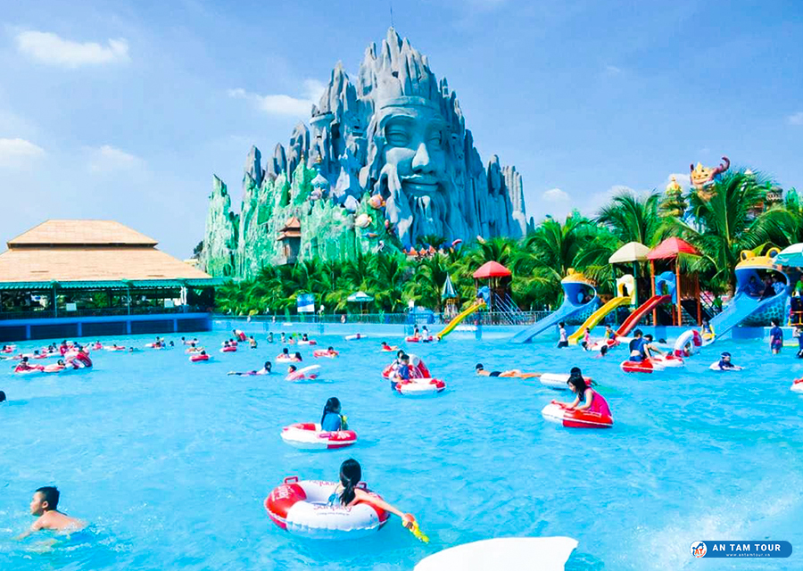 Khoang Xanh Suối Tiên