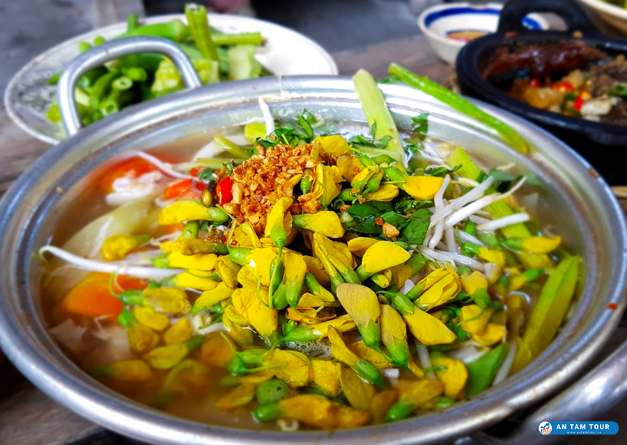 Lẩu cá linh bông điên điển