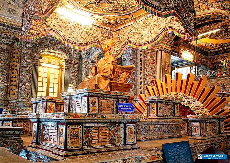 Lăng Khải Định