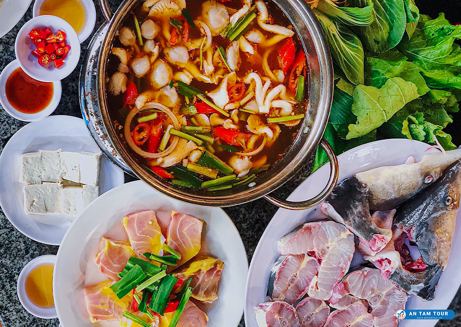Lẩu cá tầm Đà Lạt