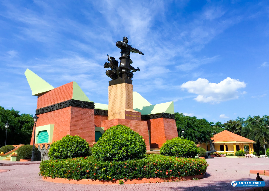 Rạch Gầm Xoài Mút