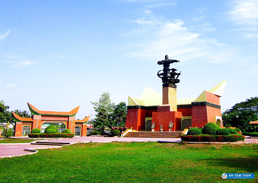 Rạch Gầm Xoài Mút