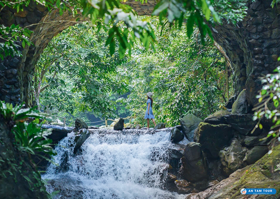 Thiên Sơn Suối Ngà