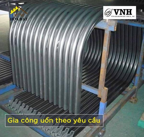 Nhà máy Vinahardware nhân gia công uốn ống theo yêu cầu