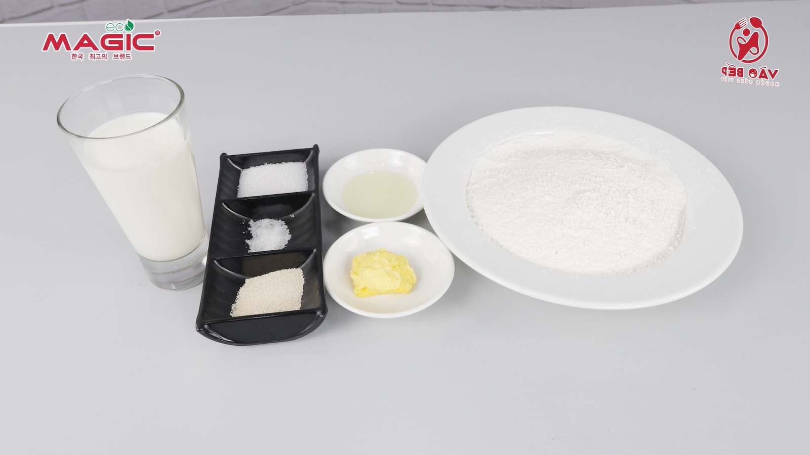 Món Bánh mì Mini bằng Nồi chiên nướng không dầu Magic Eco AC-121 1 nguyen lieu 50f3313f 16c4 426e 94de a360ba7df014