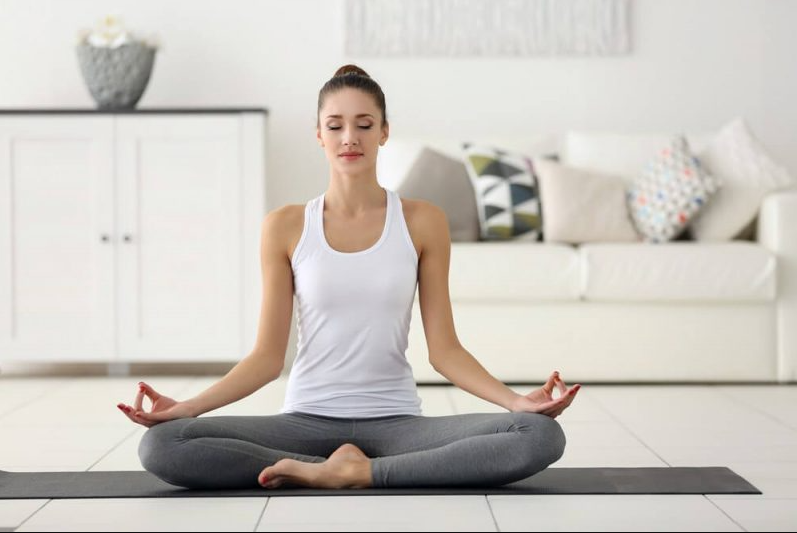Tập Yoga tại nhà giúp rèn luyện sức khỏe và tâm trí