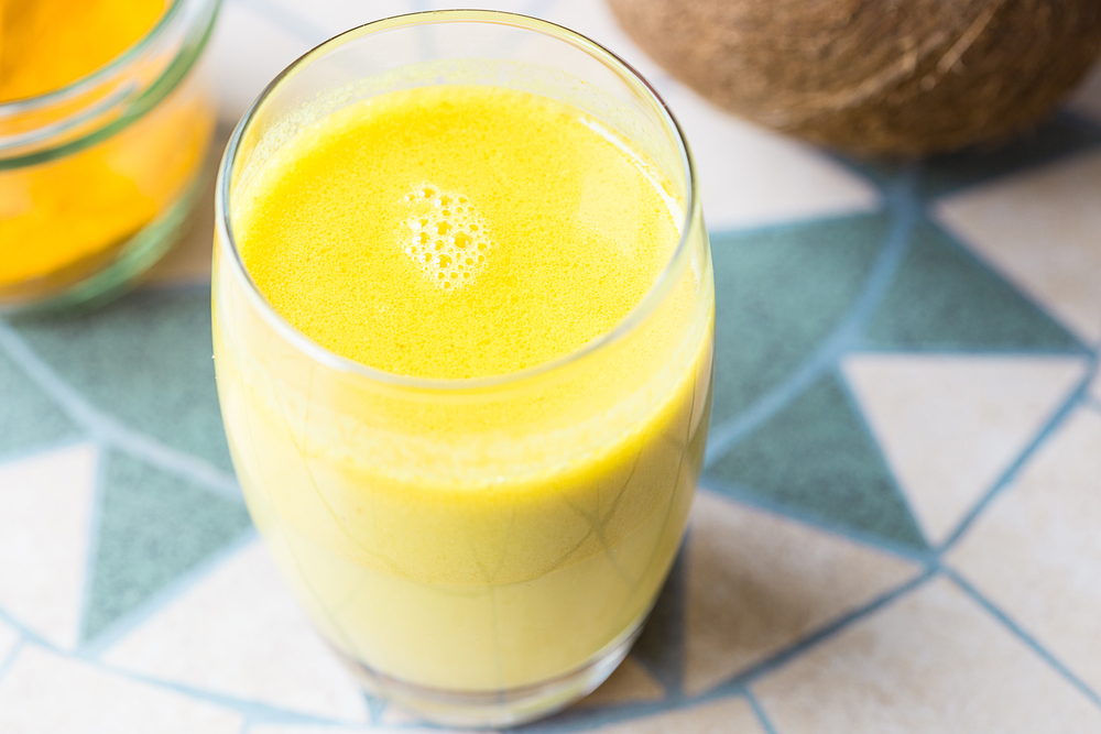 thuc-uong-tang-can-sua-dac-pha-tinh-bot-nghe