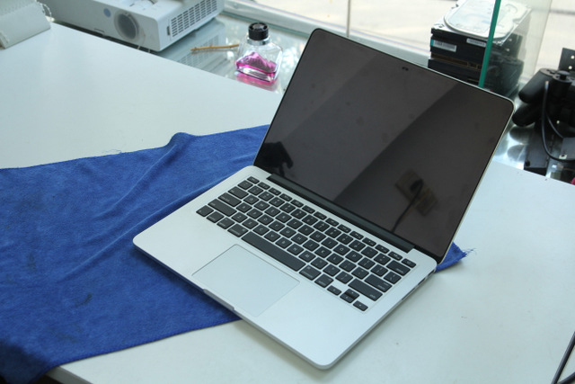 Macbook Pro MD 213