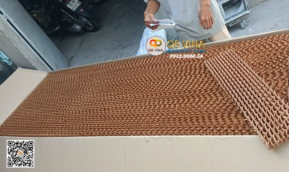 Tấm giấy tổ ong ( Cooling Pad) Thay thế cho quạt hơi nước 