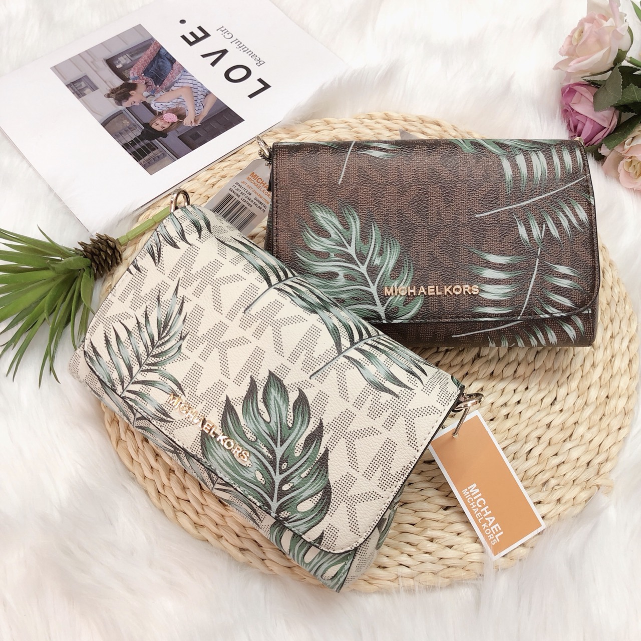 Túi MK bầu họa tiết lá - XK785