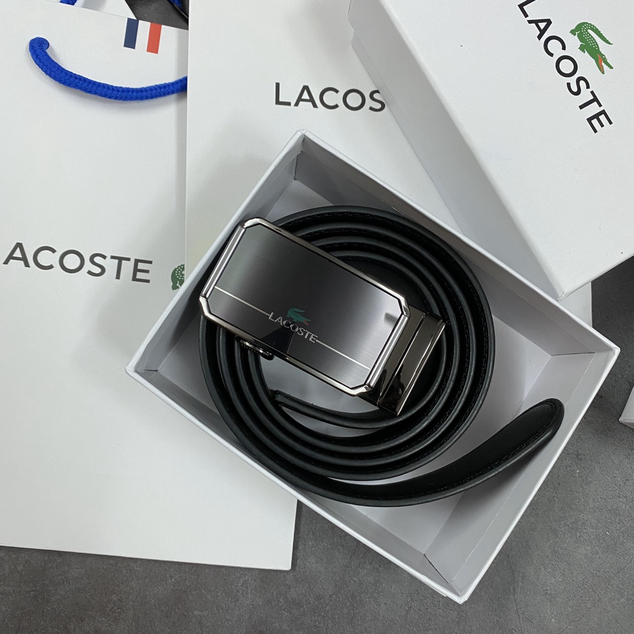 Nịt Lacoste gương vạt góc logo ngang - NN150