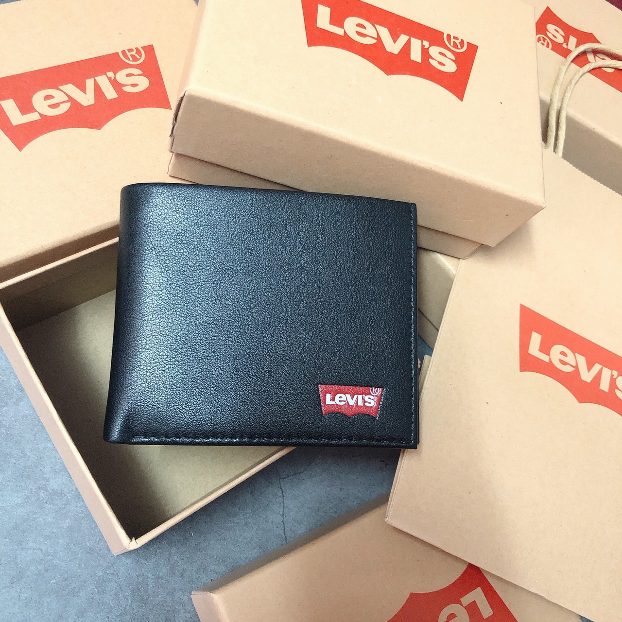 Ví ngắn Levi's logo đỏ - V296