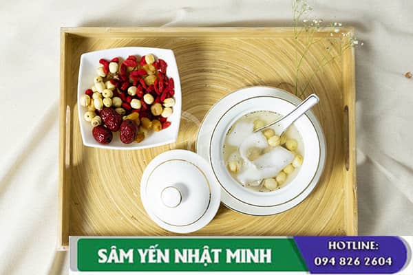 ăn yến sào