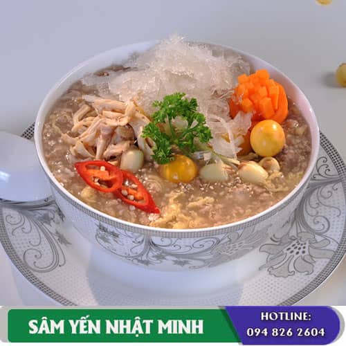 Súp yến thả gà