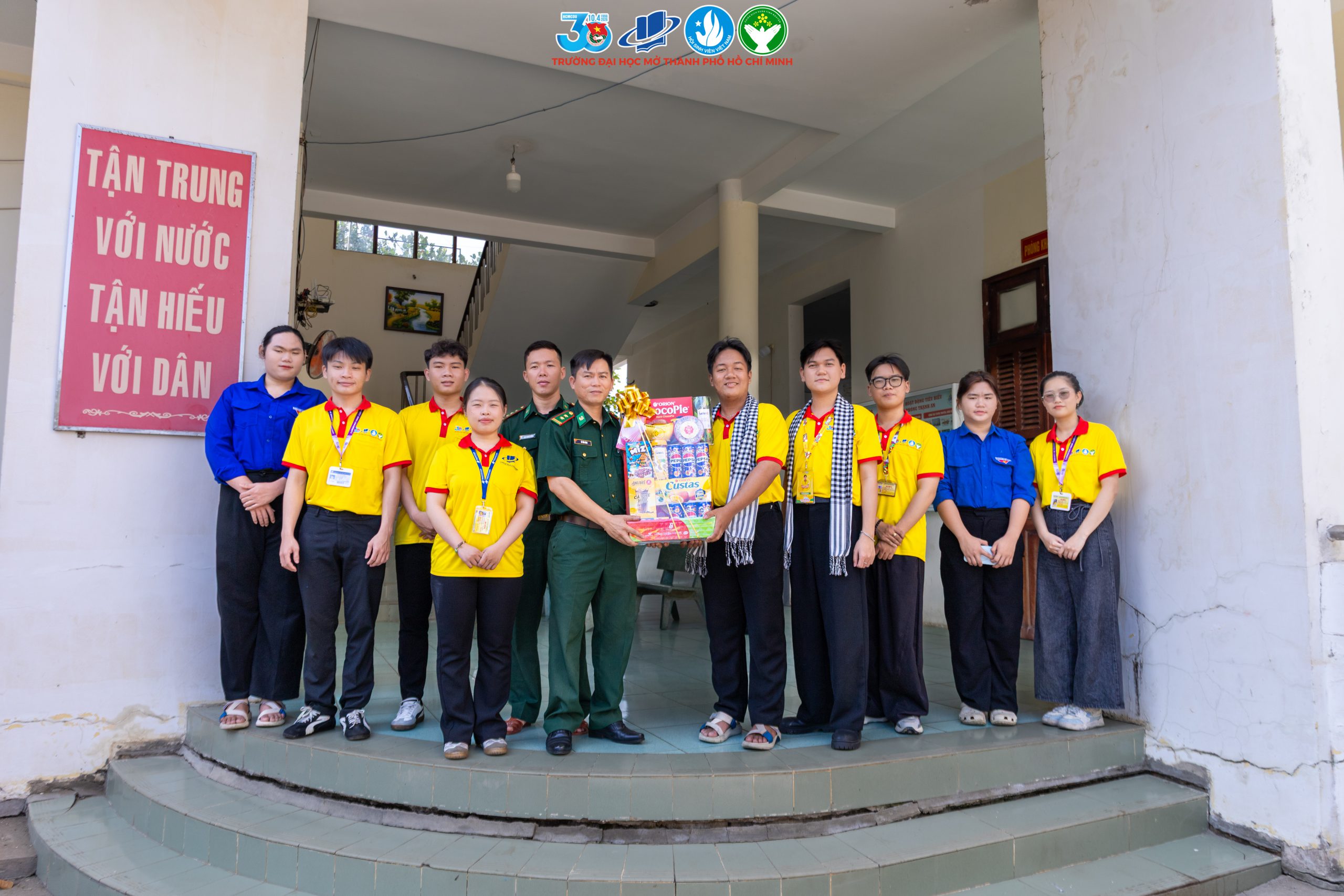 Sôi nổi các hoạt động xuân tình nguyện 2026 hướng đến phục vụ cộng đồng của sinh viên Trường Đại học Mở TP.HCM