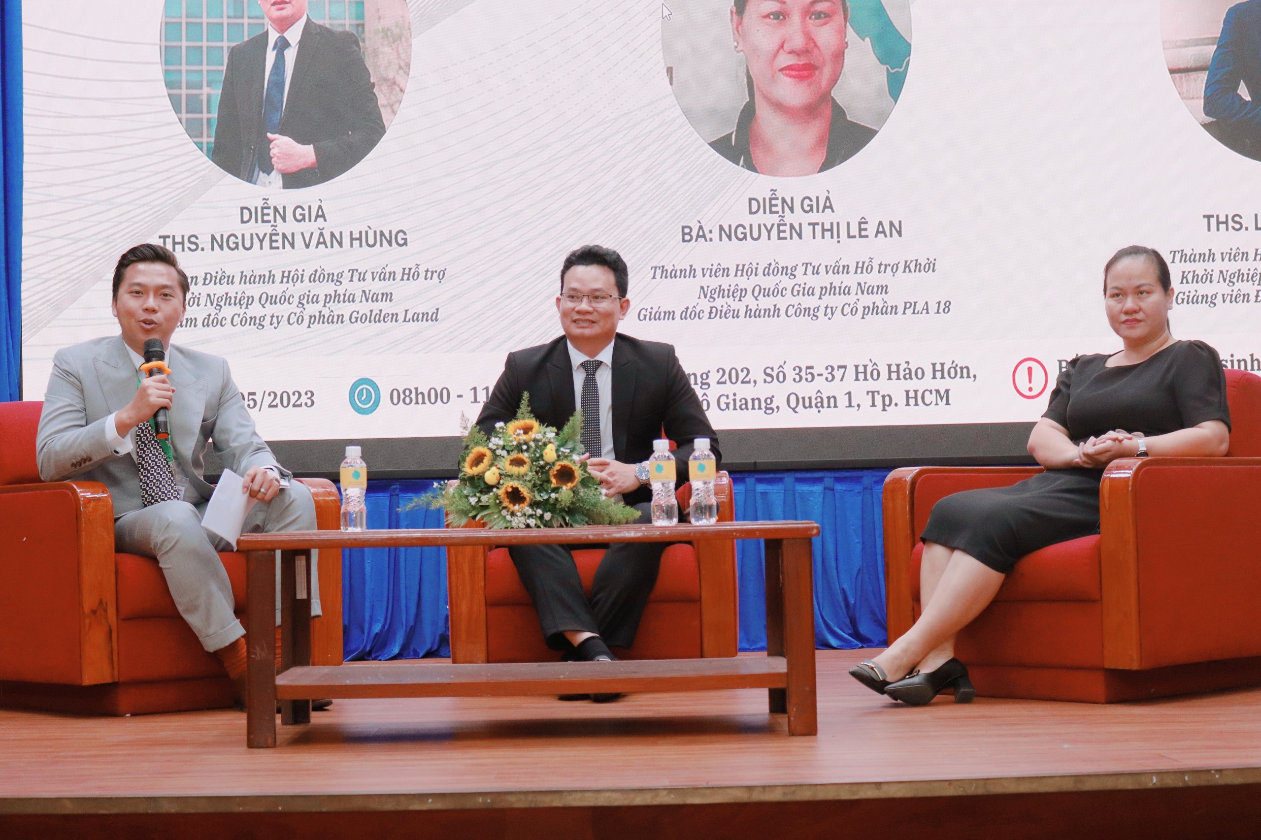 Khởi nghiệp: Kiến tạo giá trị và làm giàu