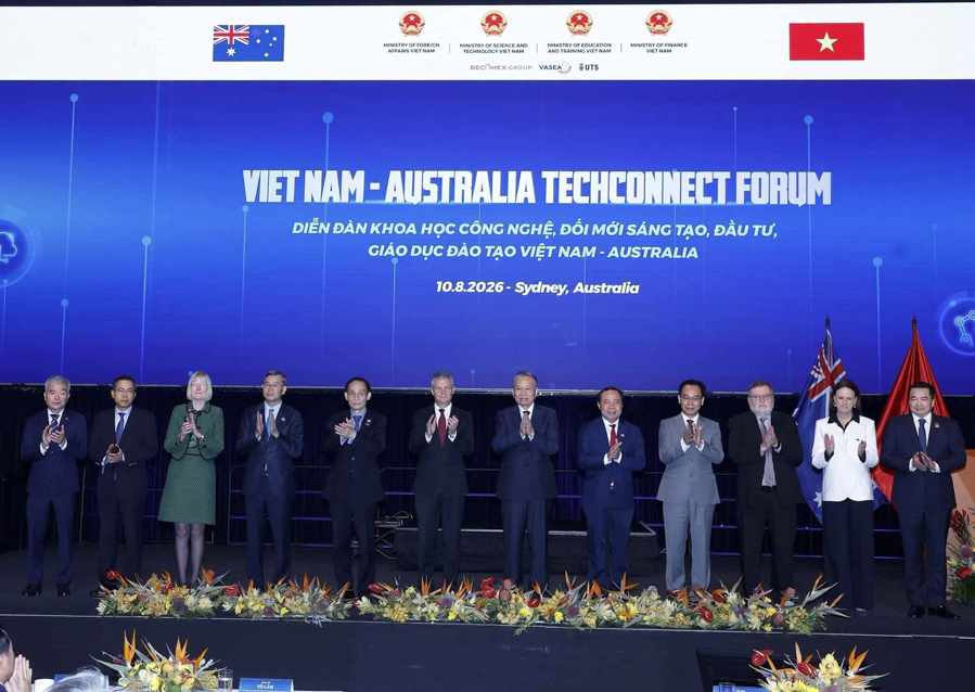 Trường Đại học Mở TP.HCM ký kết hợp tác với các trường đại học tại Australia